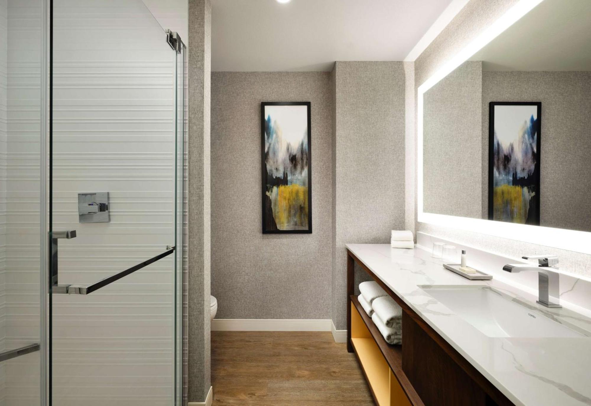 Hotel Centro Sonoma Wine Country, Tapestry Collection Hilton ロナート・パーク エクステリア 写真
